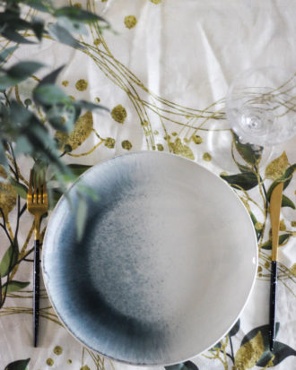 Botanical linen tablecloth