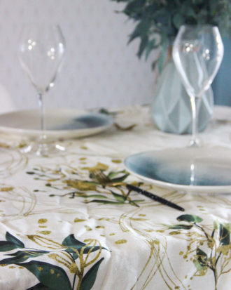 Botanical linen tablecloth
