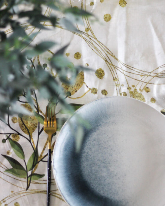 Botanical linen tablecloth