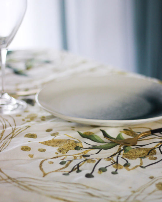 Botanical linen tablecloth