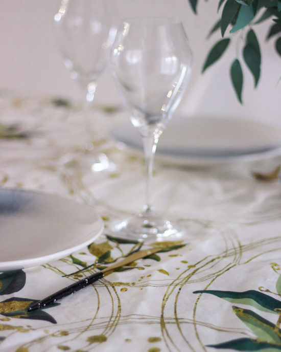 Botanical linen tablecloth