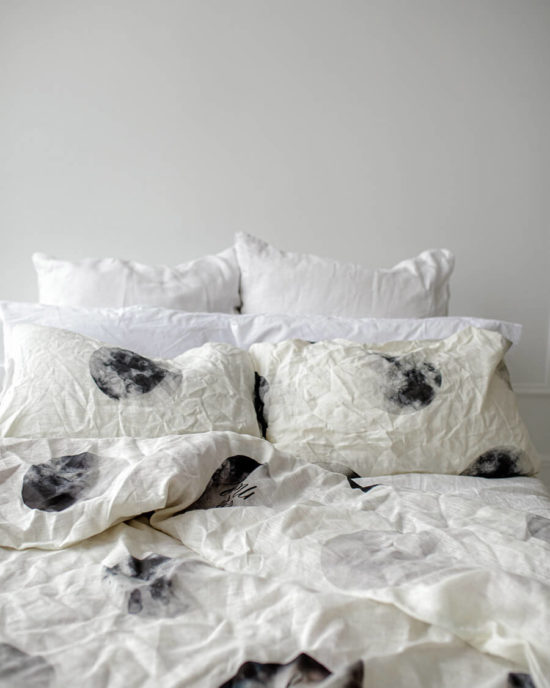 Moon linen bedding set