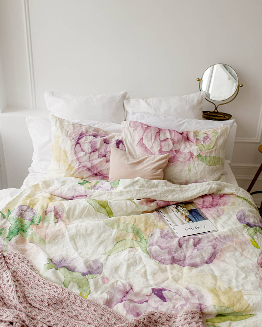 Lily Peony Louis Vuitton Bedding Sets in 2023  Bedding sets, High quality  bedding, Fine bedding